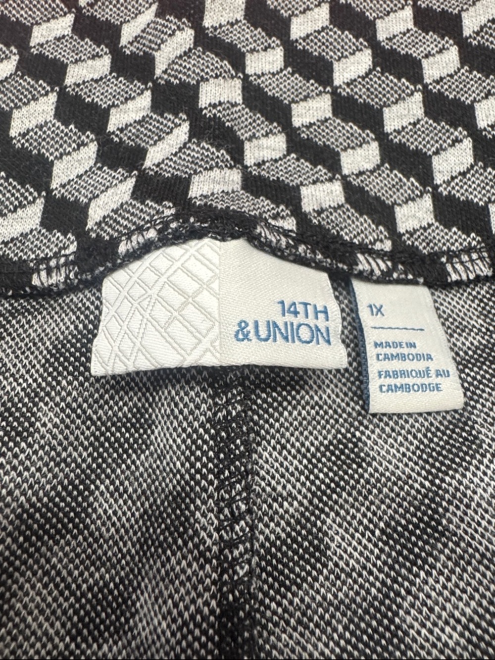 14th & Union Black and White Geometric Pencil Skirt - Picture 2 of 3